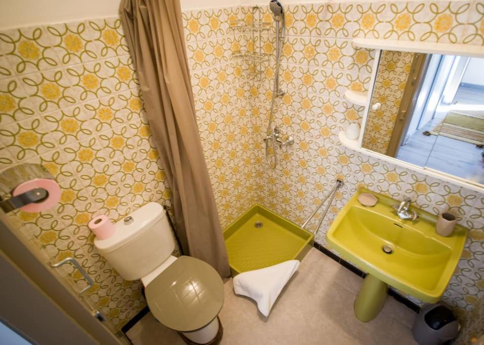 Le Brianyourhosthelper Daire Minerve Dış mekan fotoğraf