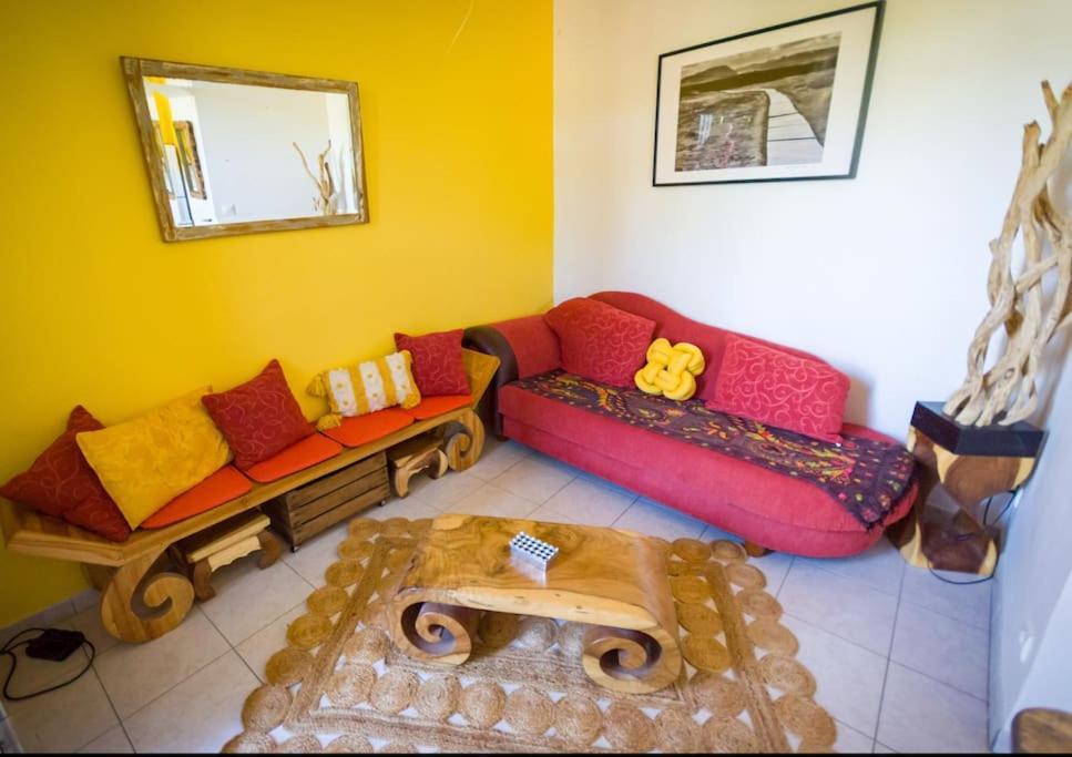 Le Brianyourhosthelper Daire Minerve Dış mekan fotoğraf